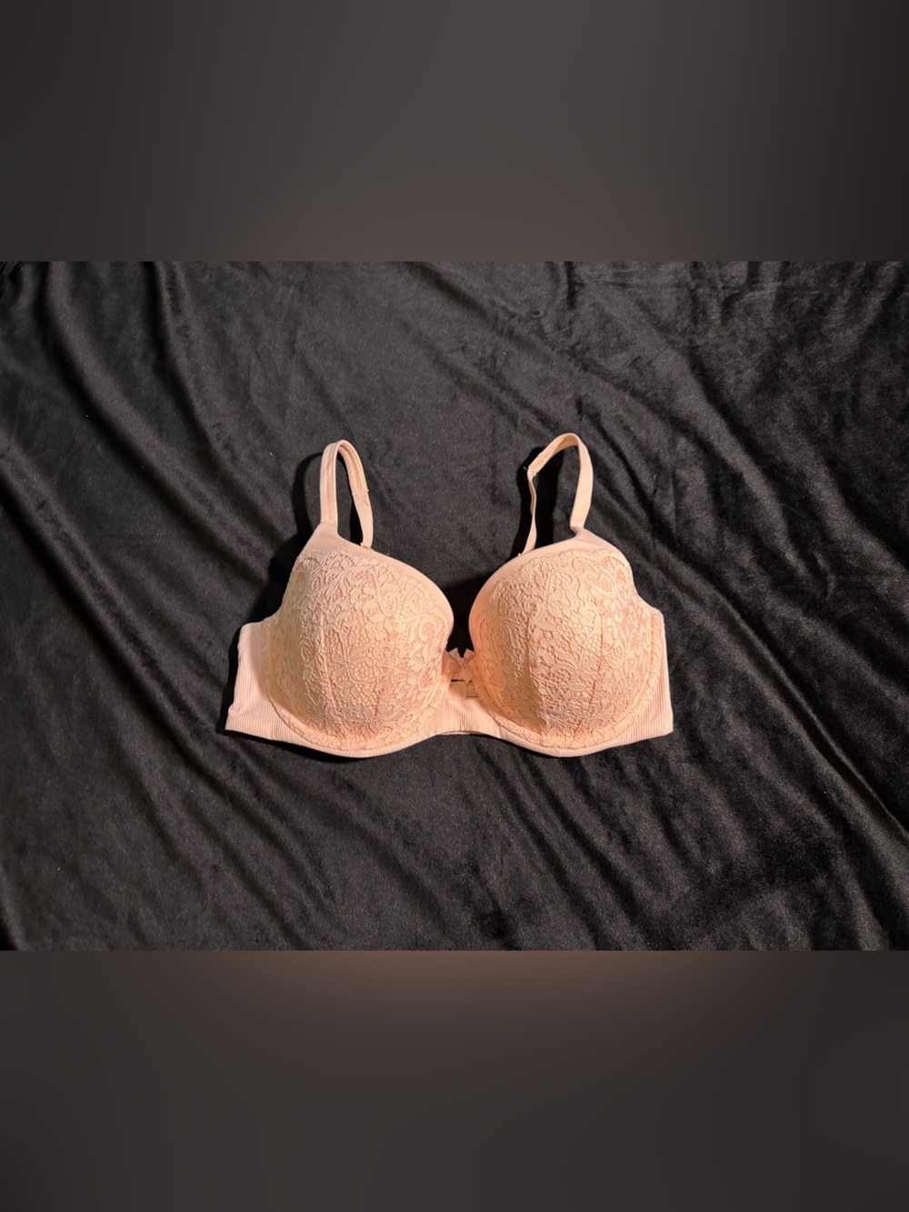 Victoria's Secret Lace Contour Bra - Light Pink